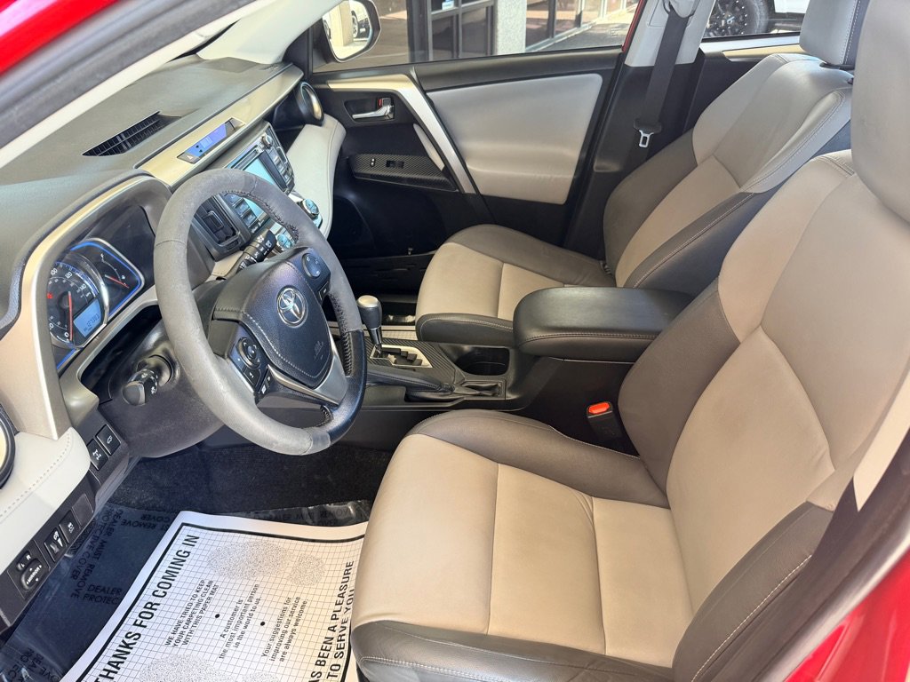 Used 2014 Toyota RAV4 Limited AWD/4WD image 6
