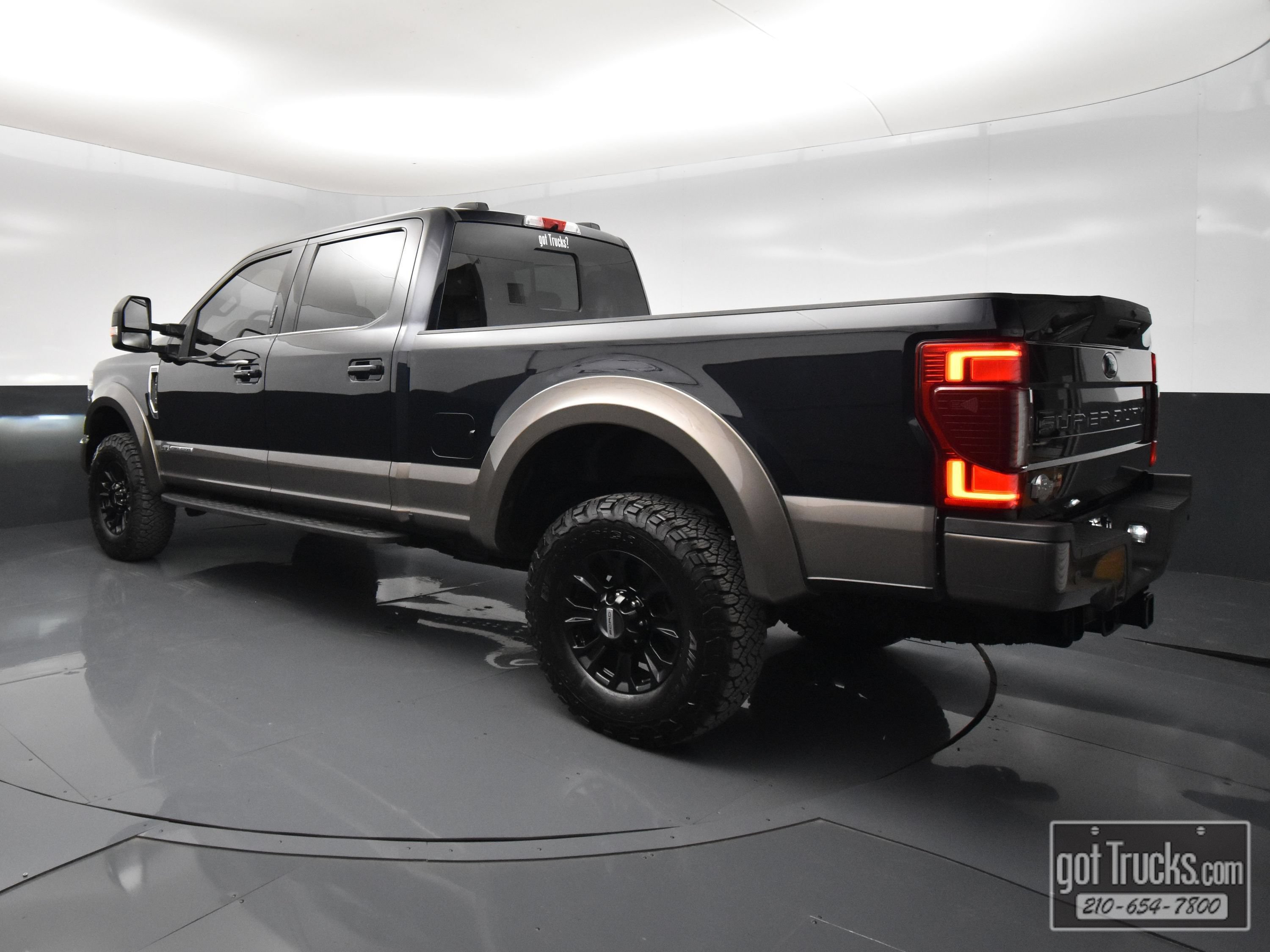 Used 2022 Ford F350 King Ranch w/ Tremor Off-Road Package AWD/4WD image 5