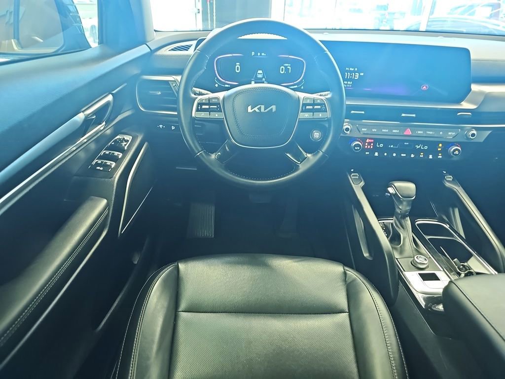 Used 2023 Kia Telluride S image 17