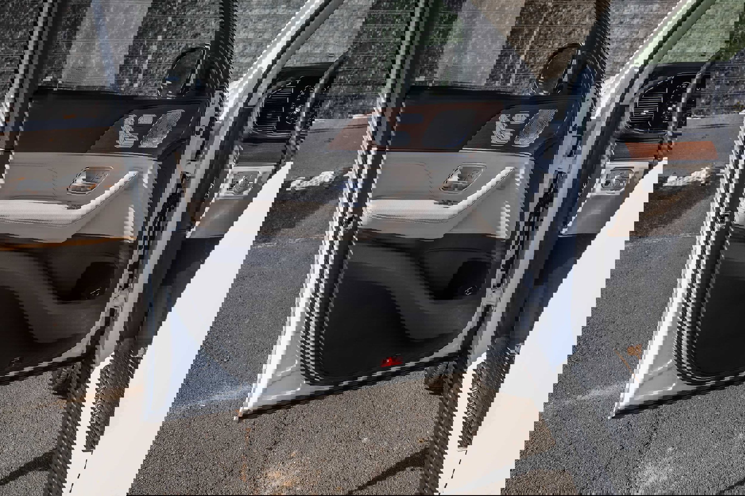 Used 2024 Mercedes-Benz GLS 450 4MATIC image 22