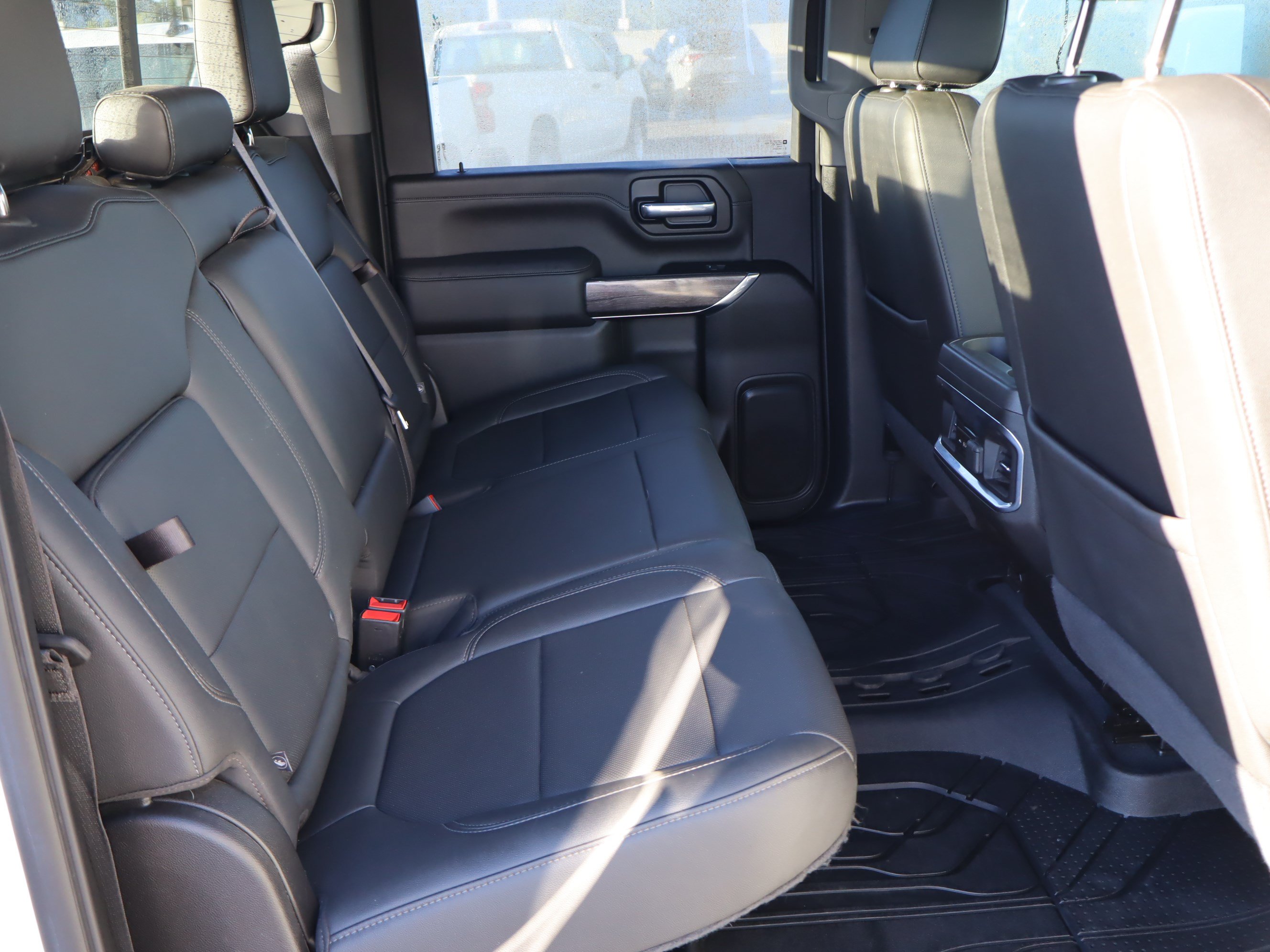 Used 2022 Chevrolet Silverado 2500 LTZ w/ LTZ Plus Package AWD/4WD image 37
