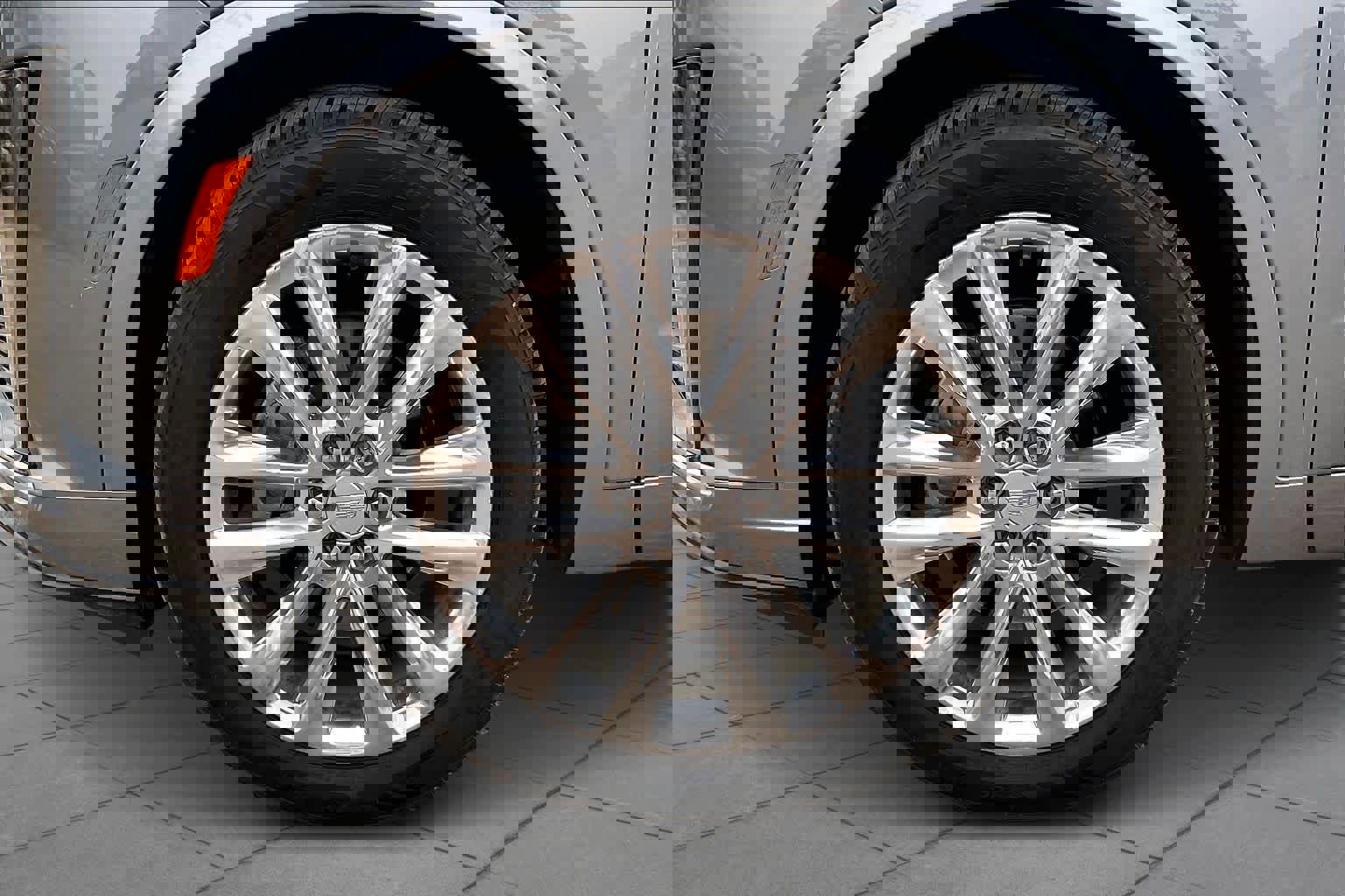 Used 2020 Cadillac XT6 Premium Luxury image 10