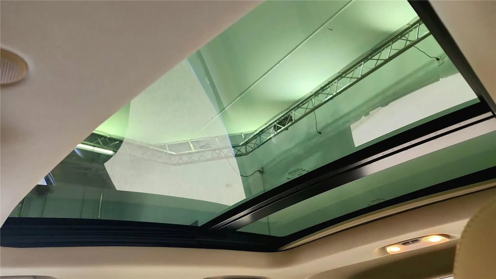 Used 2017 Volvo XC60 T5 Inscription w/ Preferred Option Package AWD/4WD image 28