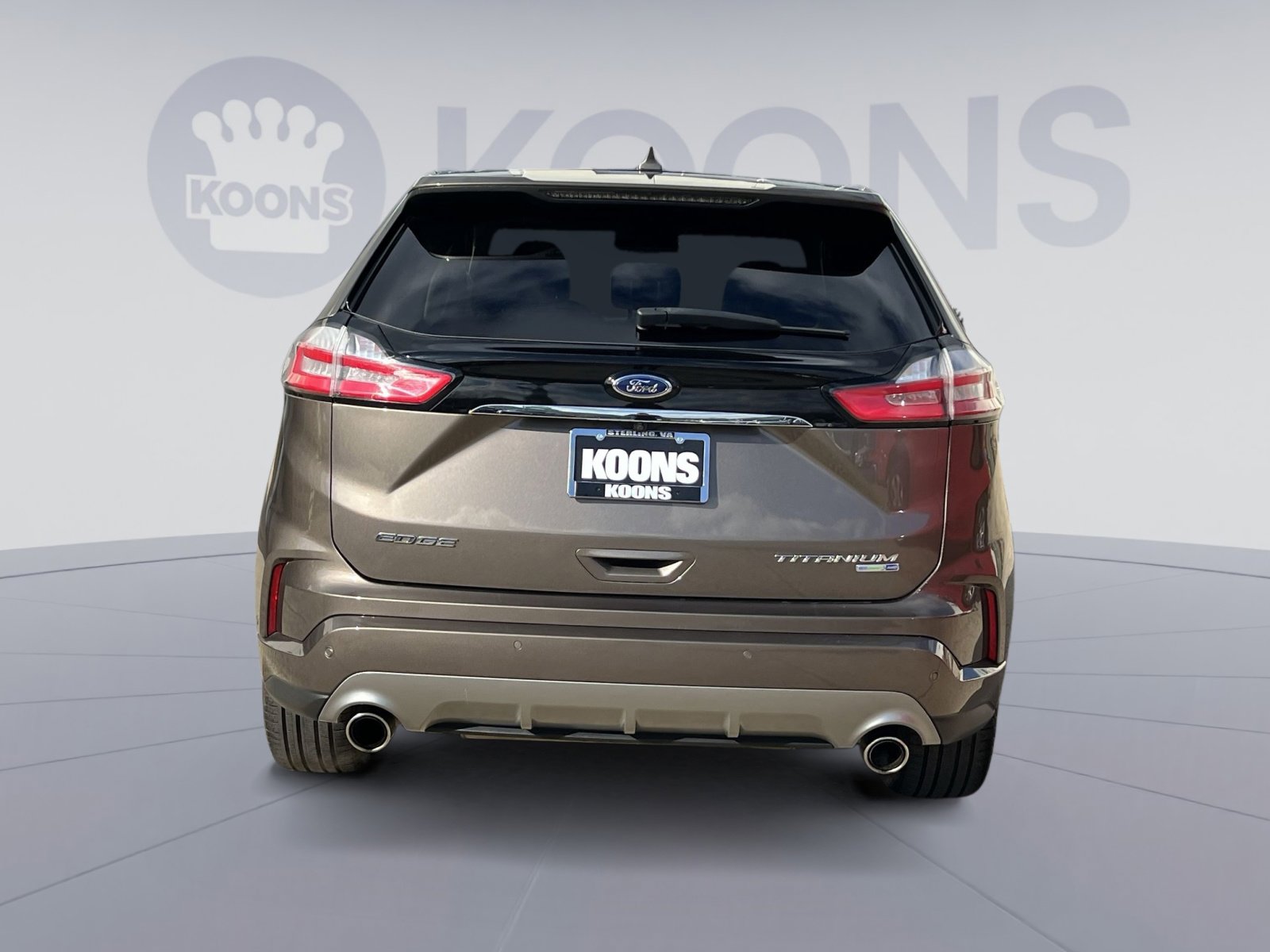 Used 2019 Ford Edge Titanium w/ Equipment Group 301A image 5