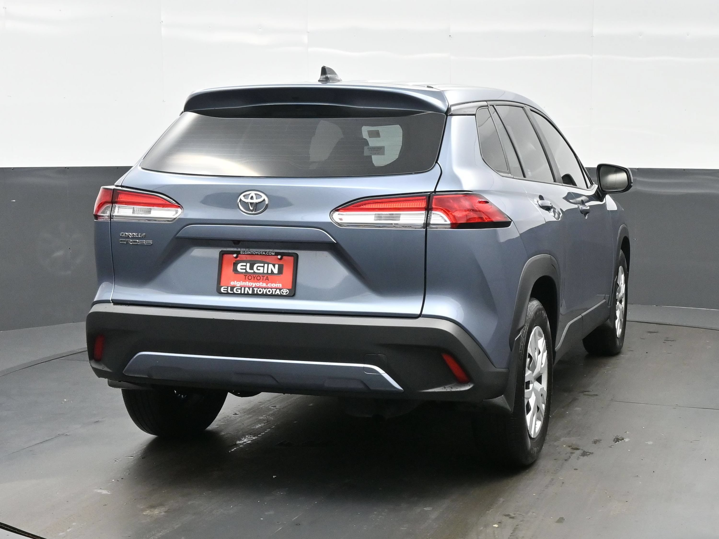 Used 2024 Toyota Corolla Cross L FWD image 5