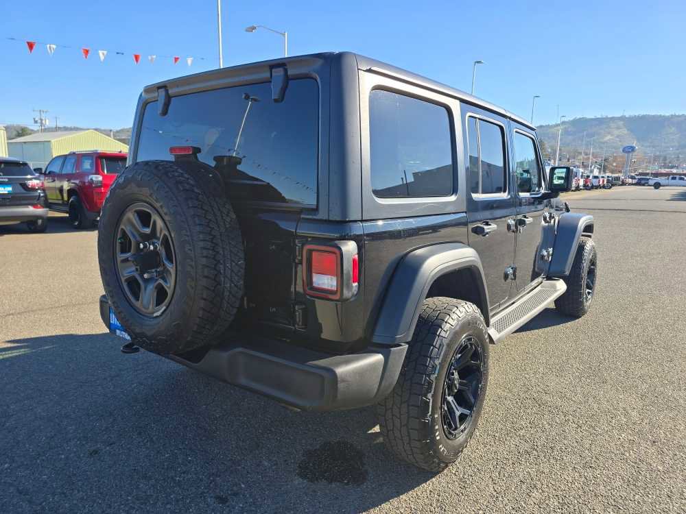 Used 2018 Jeep Wrangler Unlimited Sport w/ Technology Group image 5