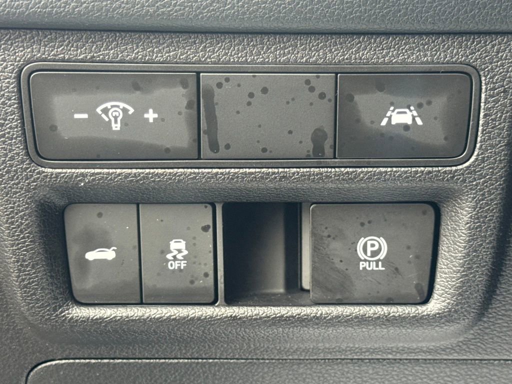 Used 2023 Hyundai Sonata Limited w/ Preferred Accessory Package image 30