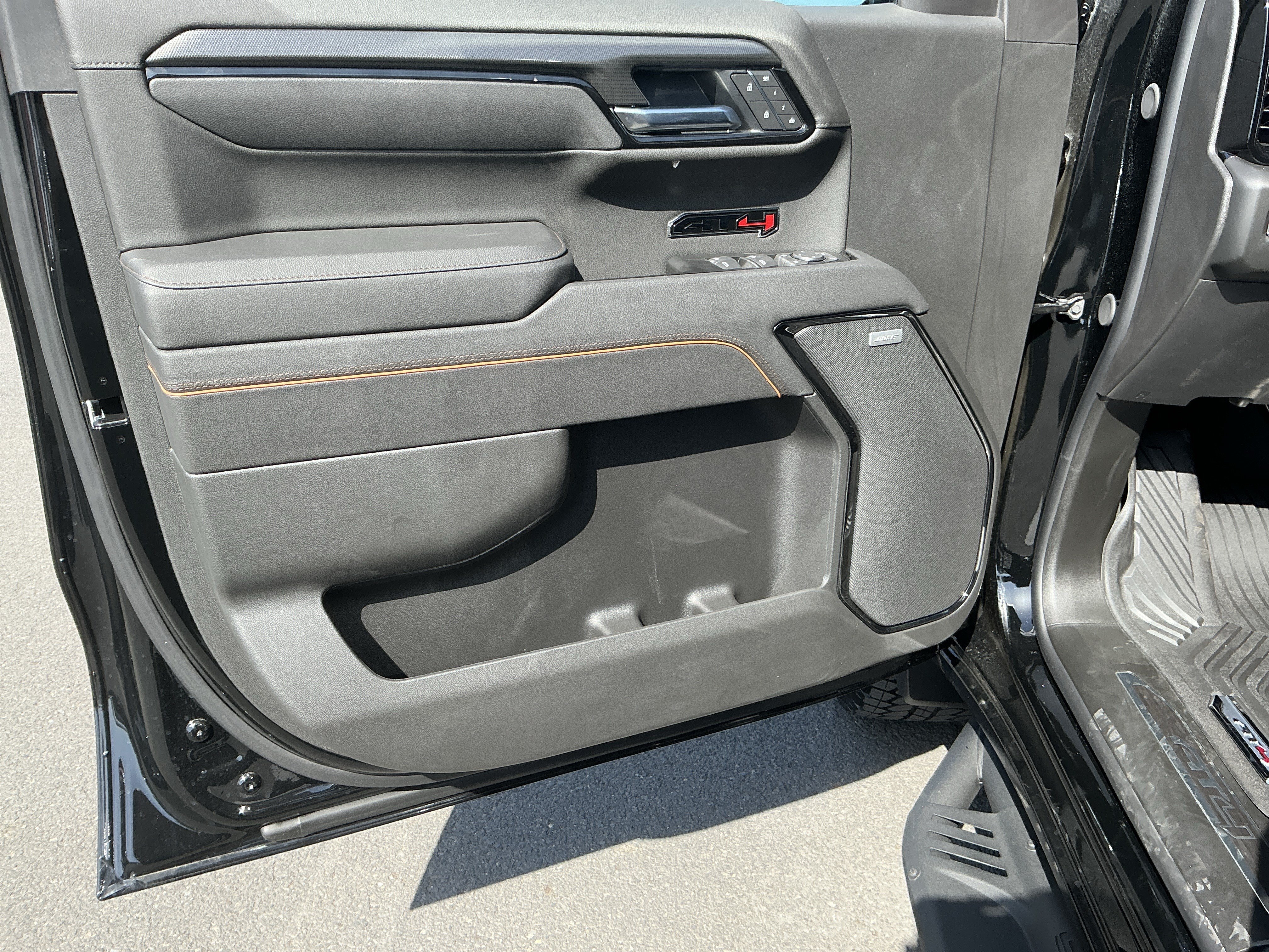 New 2026 GMC Sierra 1500 AT4 w/ AT4 Premium Package AWD/4WD image 17