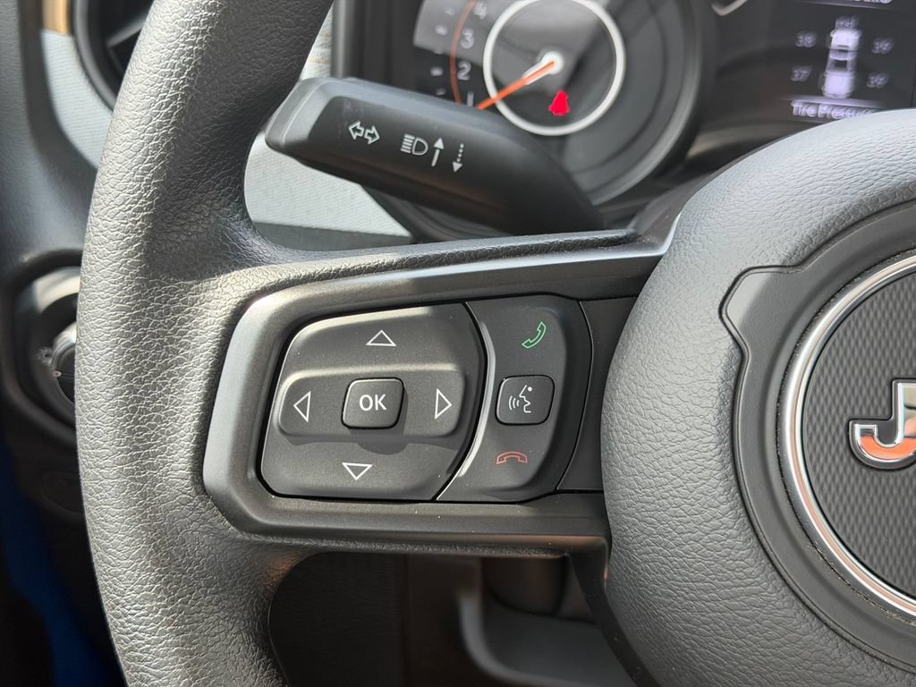 New 2026 Jeep Gladiator Sport AWD/4WD image 19