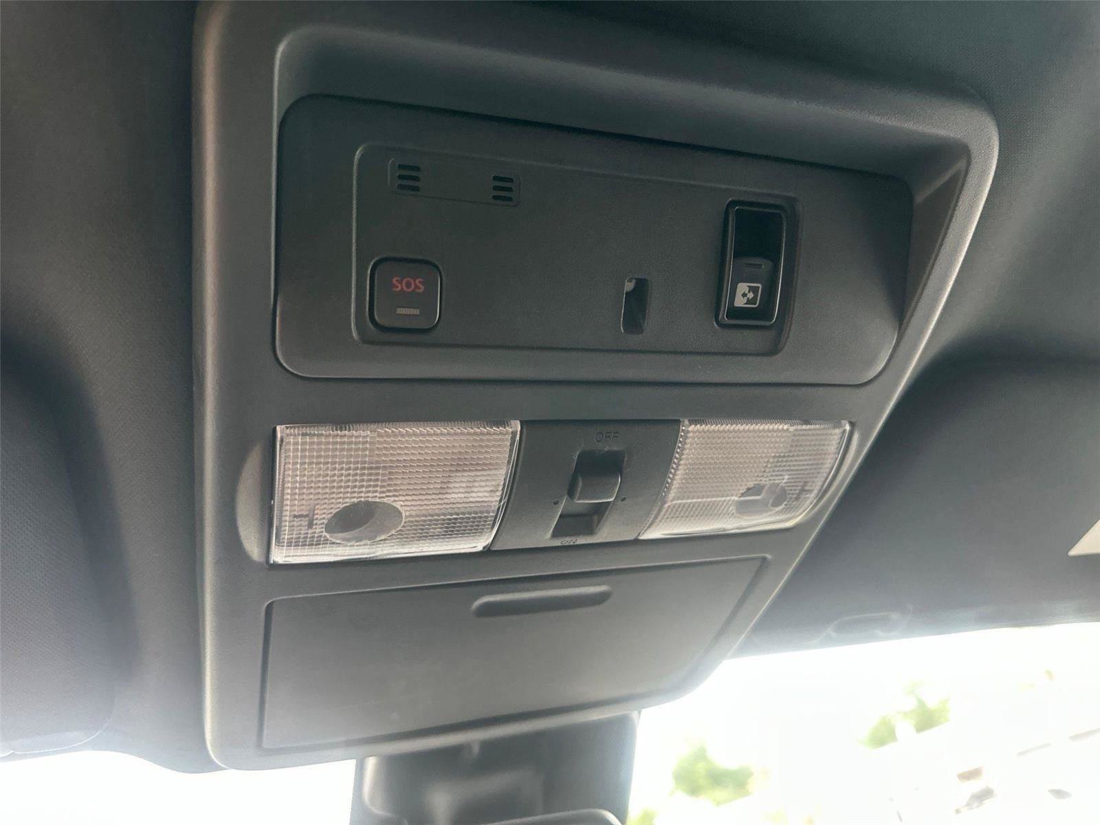 Used 2021 Nissan Titan PRO-4X w/ Pro-4x Convenience Package AWD/4WD image 40
