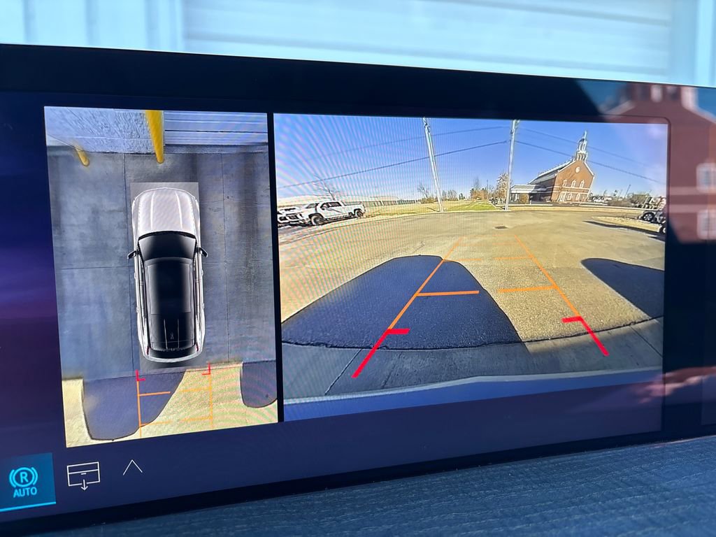 New 2026 Cadillac Escalade IQ Luxury 2 w/ LPO, Floor Liner Package image 29