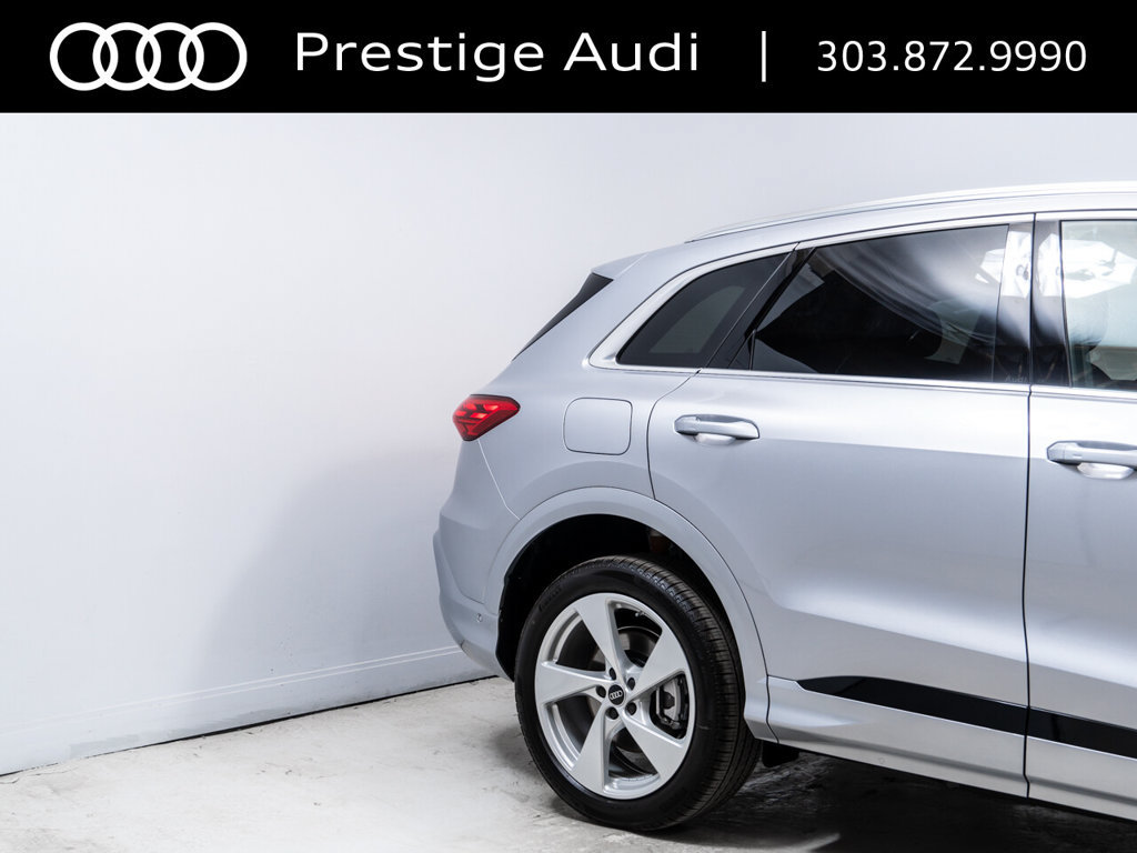 Used 2026 Audi Q5 Premium Plus w/ Premium Plus AWD/4WD image 12
