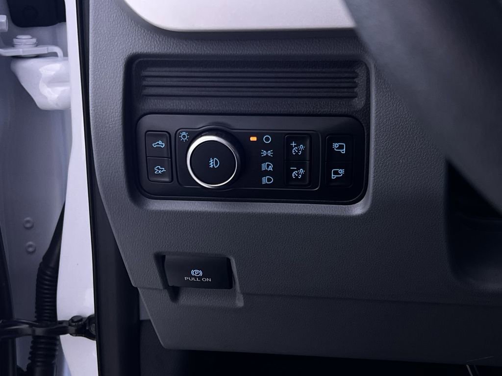 New 2026 Ford F250 XLT w/ XLT Premium Package image 29