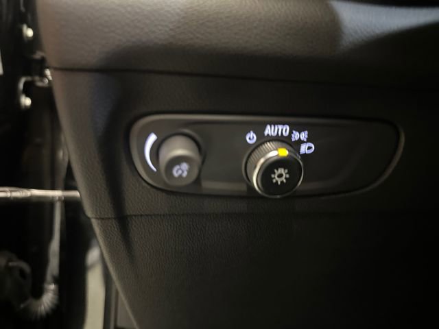 Used 2023 Buick Envision Preferred image 20