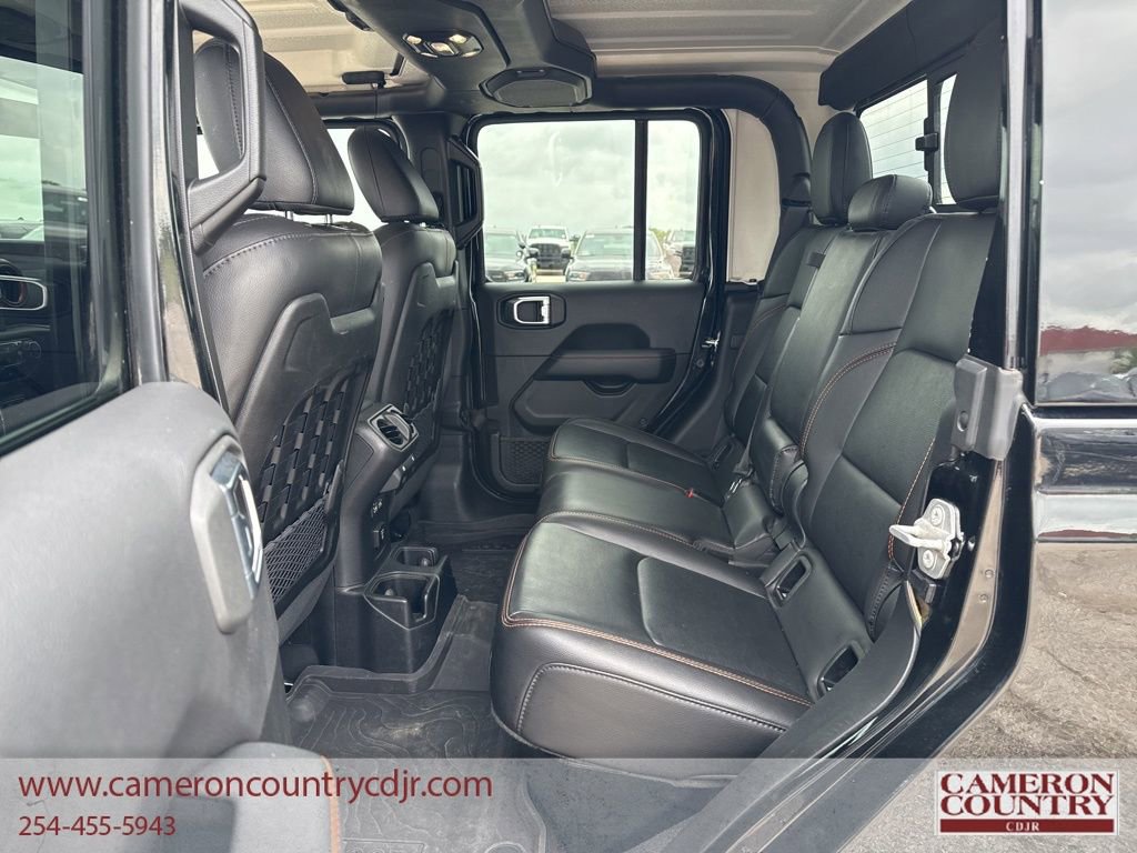Used 2023 Jeep Gladiator Mojave w/ Cold Weather Group AWD/4WD image 17