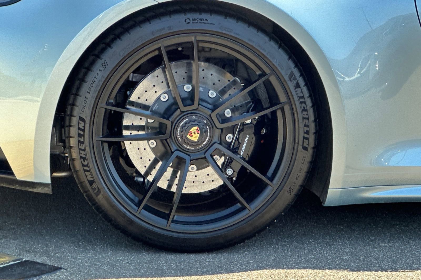 Used 2023 Porsche 911 Targa 4 GTS image 42