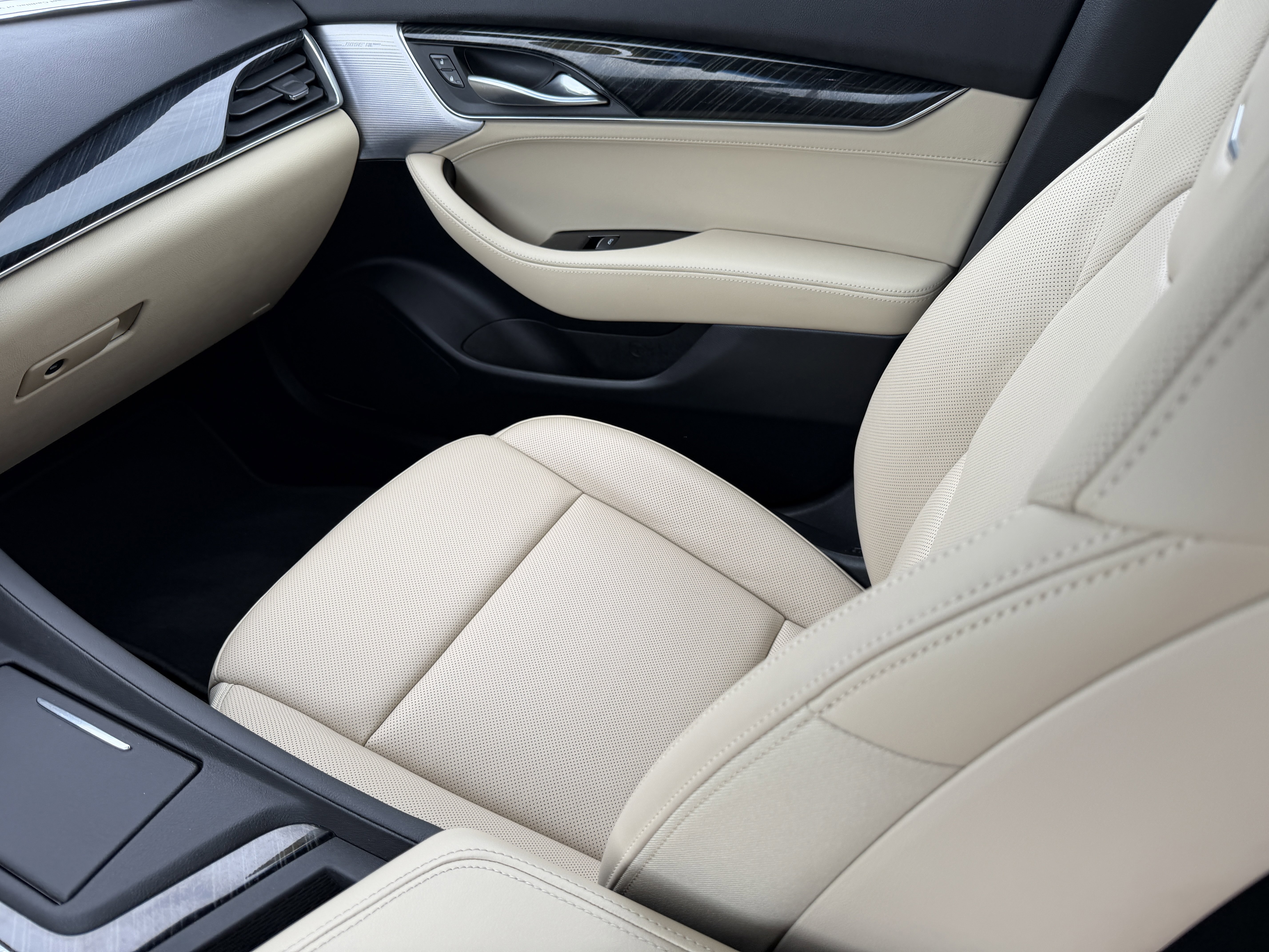 Used 2020 Cadillac CT5 Premium Luxury image 15