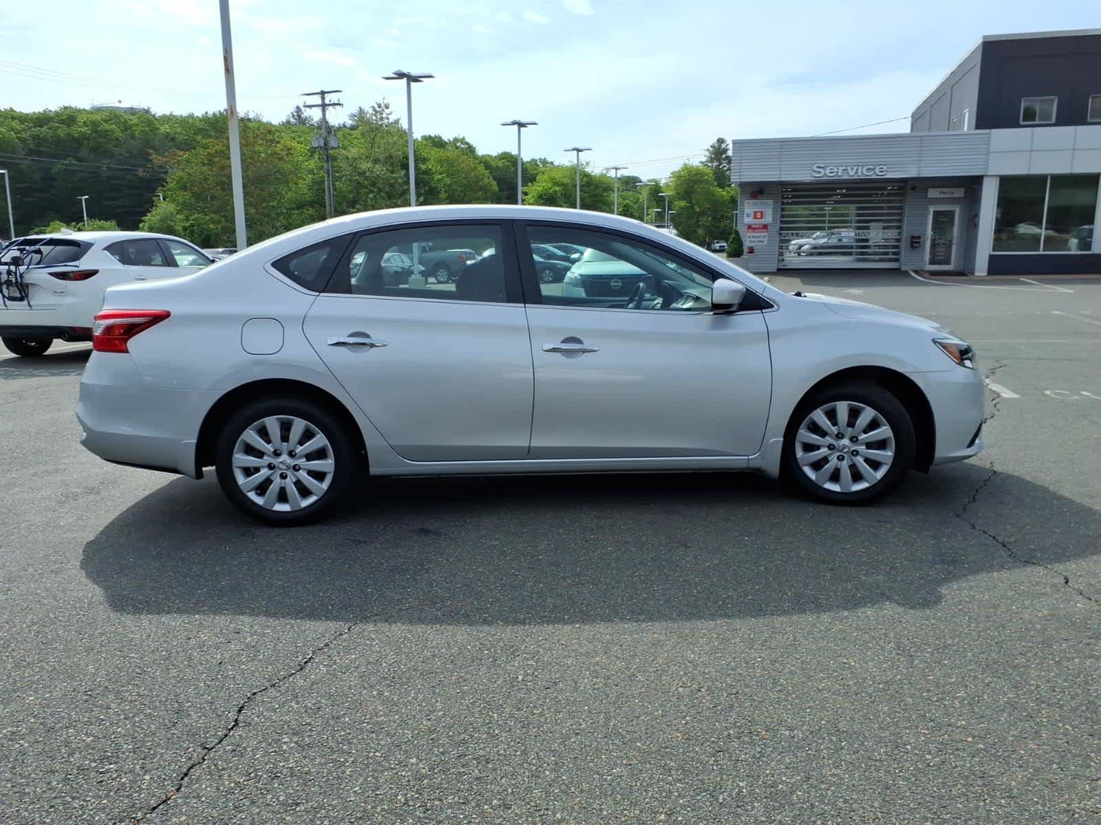 Certified 2017 Nissan Sentra S FWD image 4
