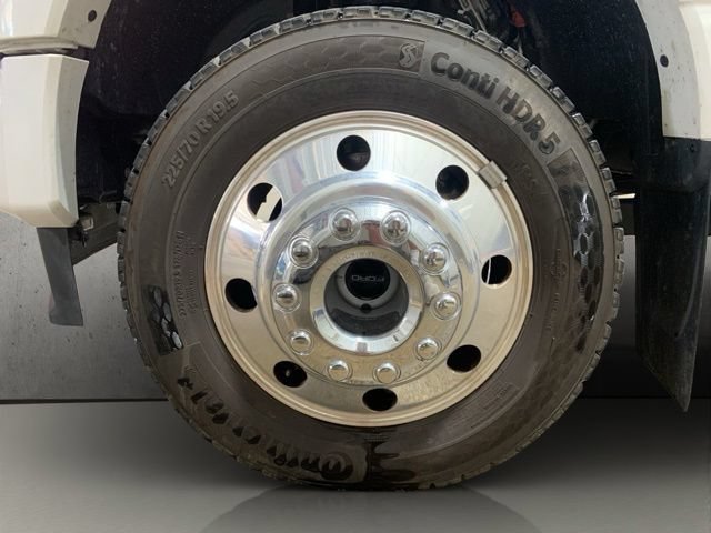 Used 2026 Ford F450 Platinum w/ FX4 Off-Road Package AWD/4WD image 16