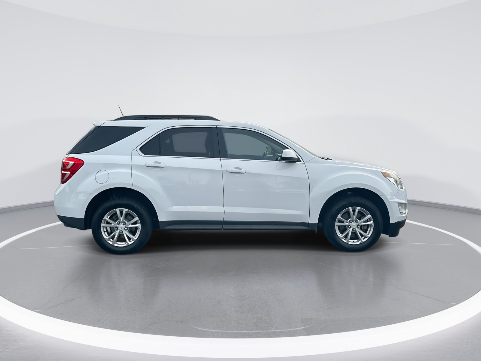Used 2017 Chevrolet Equinox LT w/ Convenience Package FWD image 10