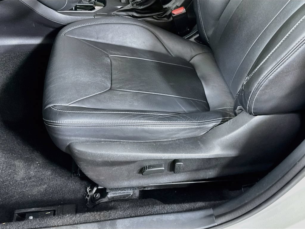 Used 2017 Subaru Impreza 2.0i Limited AWD/4WD image 23