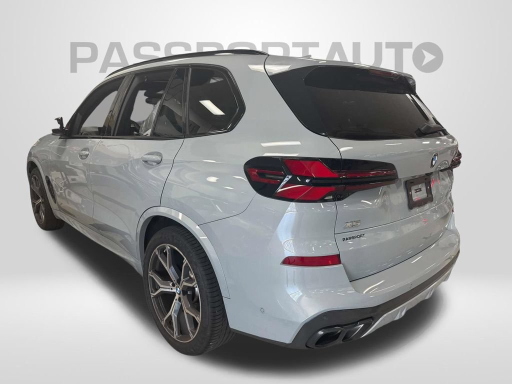 Used 2026 BMW X5 M60i AWD/4WD image 2