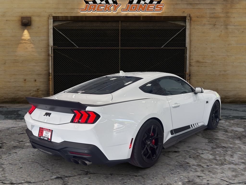 Used 2025 Ford Mustang GT Premium w/ GT Performance Package RWD image 11
