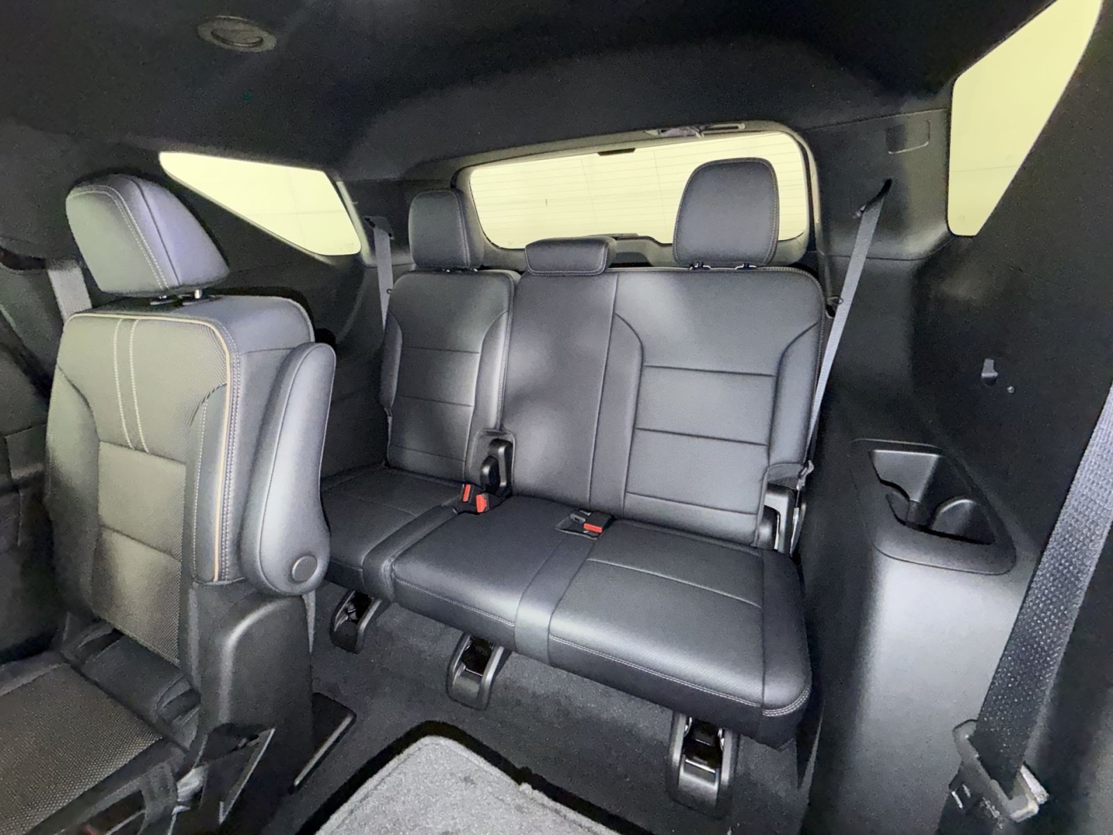 New 2026 Chevrolet Traverse High Country FWD image 25