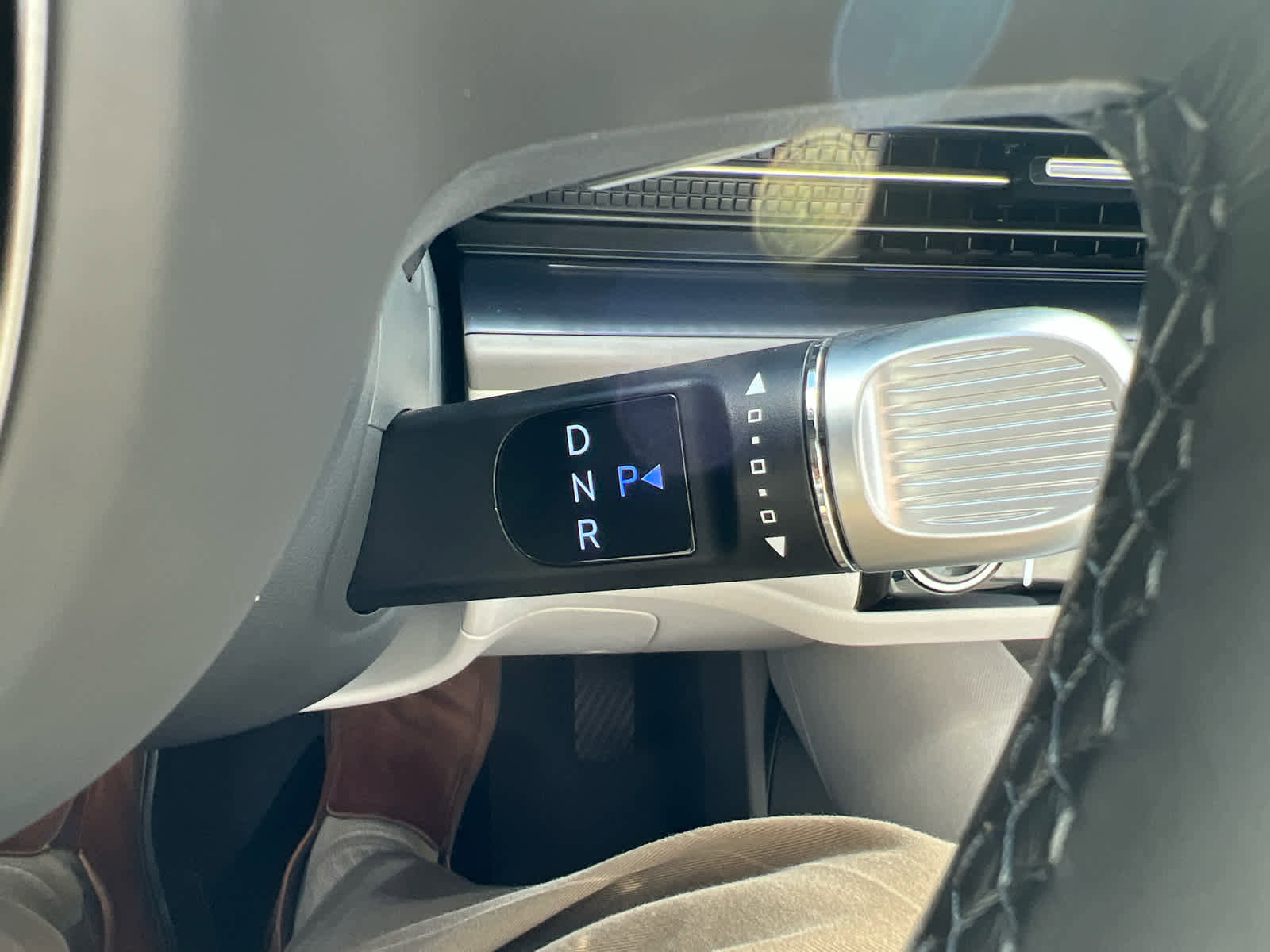 Used 2023 Hyundai Ioniq 6 SEL image 18