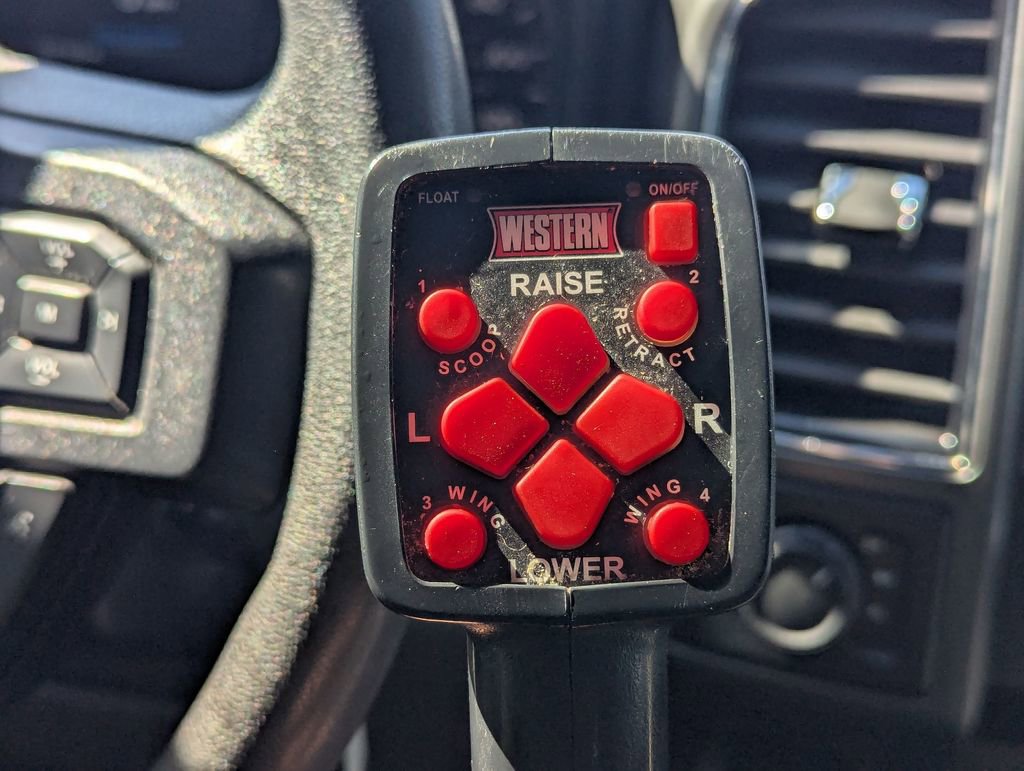 Used 2019 Ford F250 XLT w/ XLT Value Package image 22