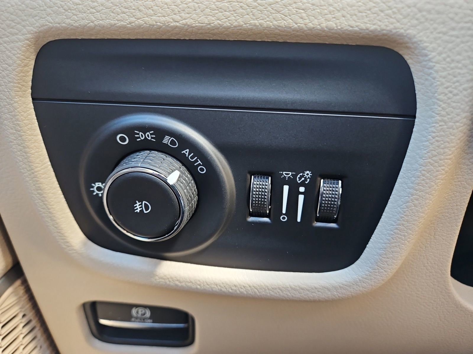 New 2026 Jeep Grand Cherokee Limited image 23