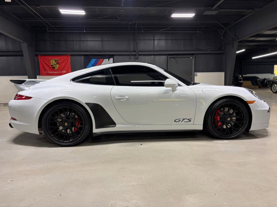 Used 2015 Porsche 911 Carrera GTS image 3