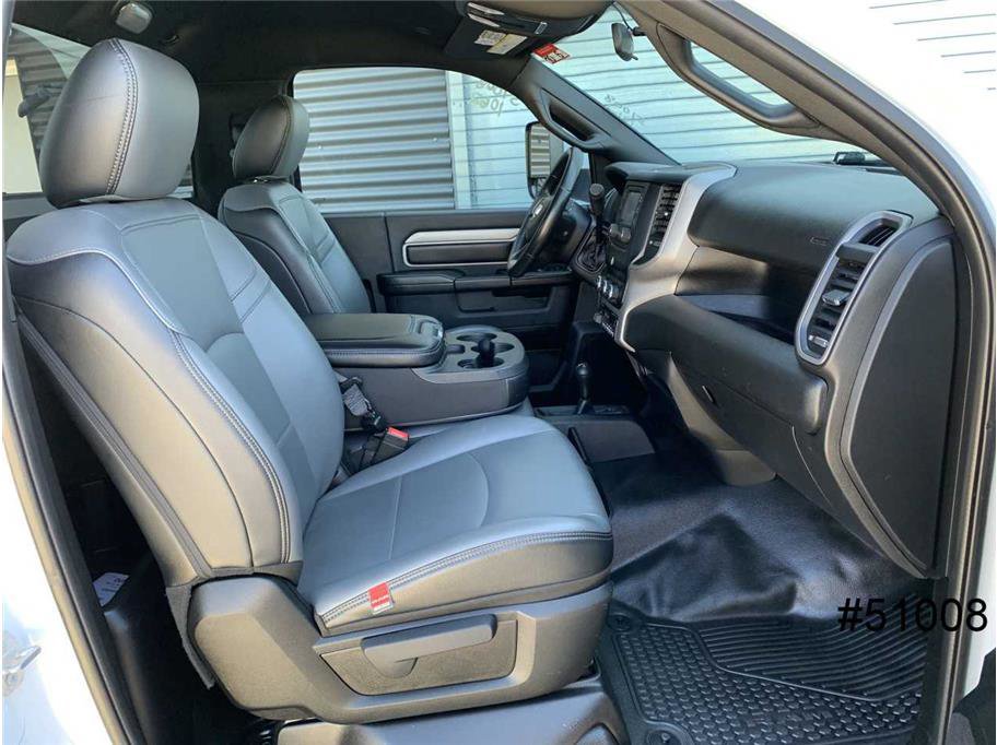 Used 2021 RAM 5500 Tradesman image 24