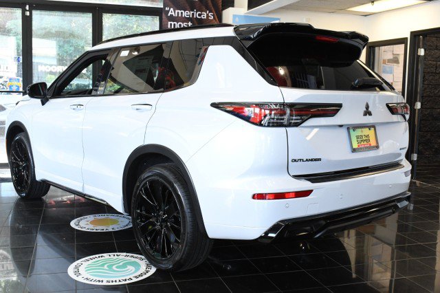 New 2026 Mitsubishi Outlander SEL Black Edition AWD/4WD image 15