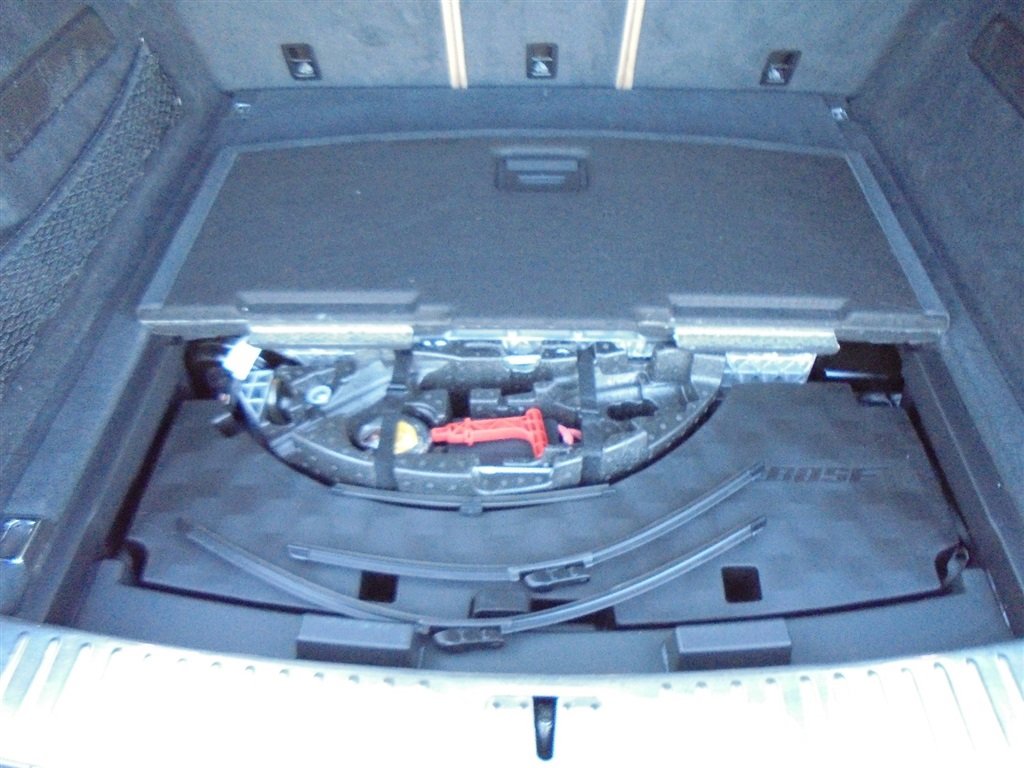 Used 2019 Porsche Cayenne E-Hybrid image 23