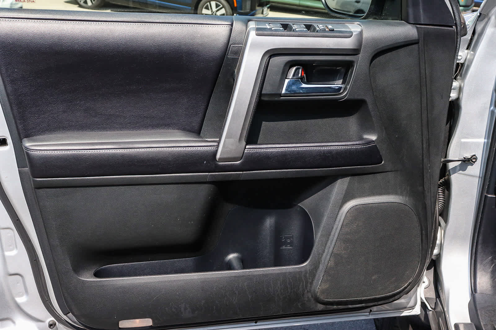 Used 2017 Toyota 4Runner SR5 image 26