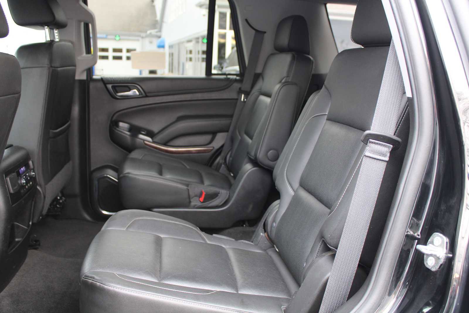 Used 2018 GMC Yukon SLT w/ Open Road Package image 11