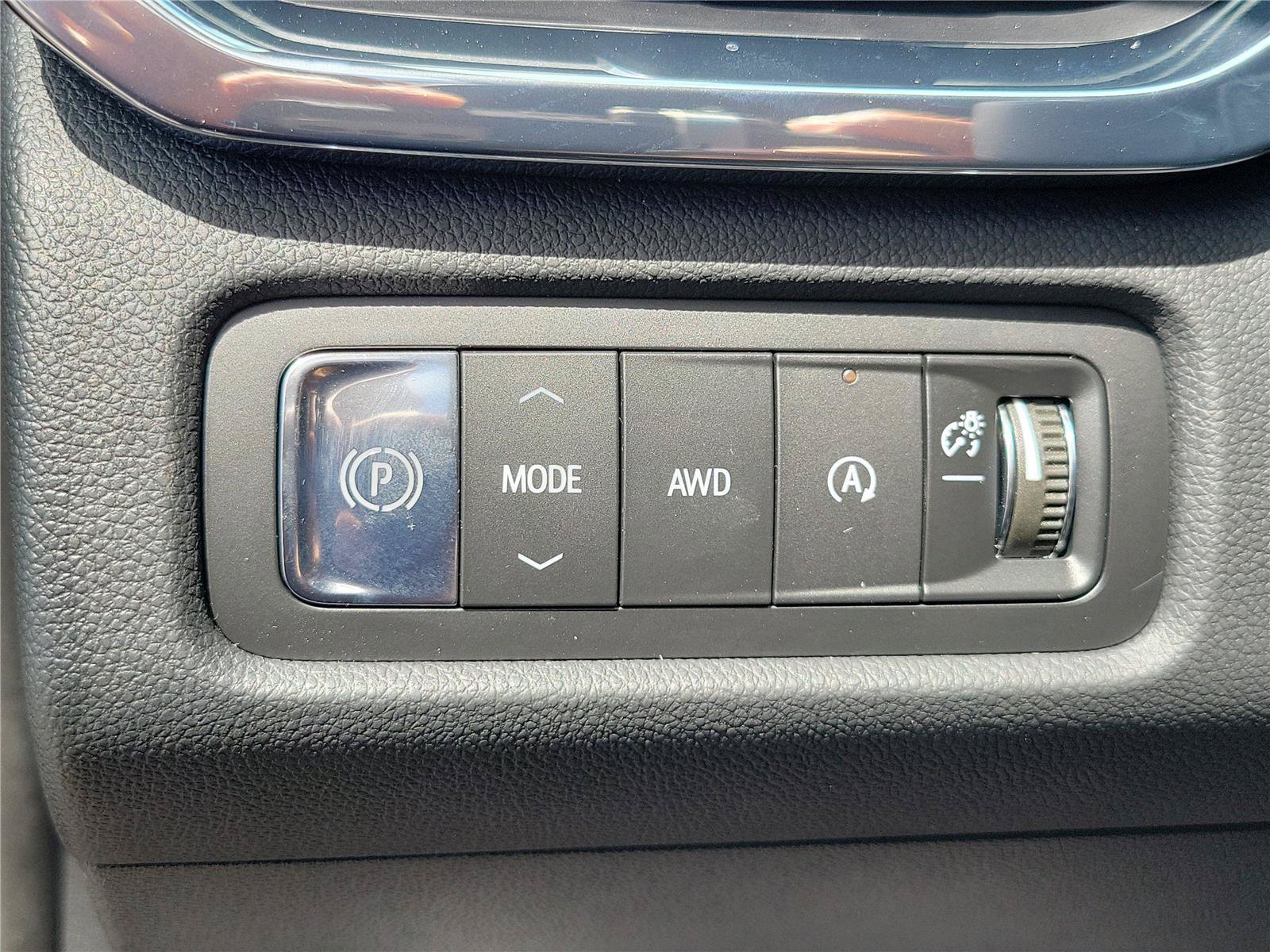 New 2026 GMC Acadia Denali w/ Super Cruise Package AWD/4WD image 24