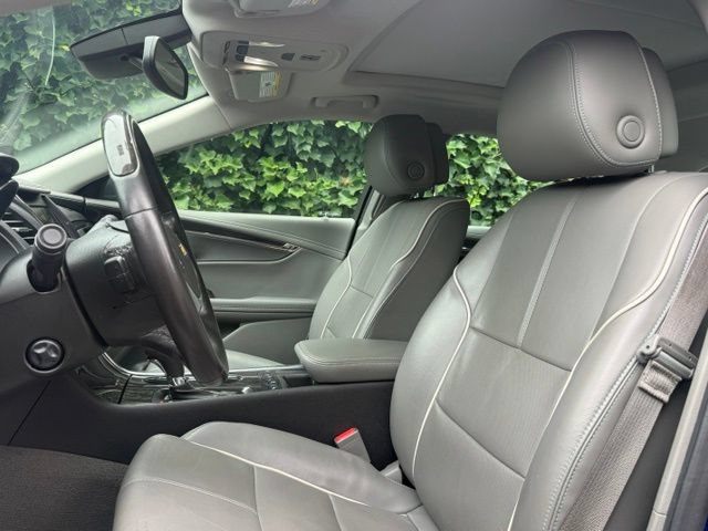 Used 2014 Chevrolet Impala LTZ FWD image 10