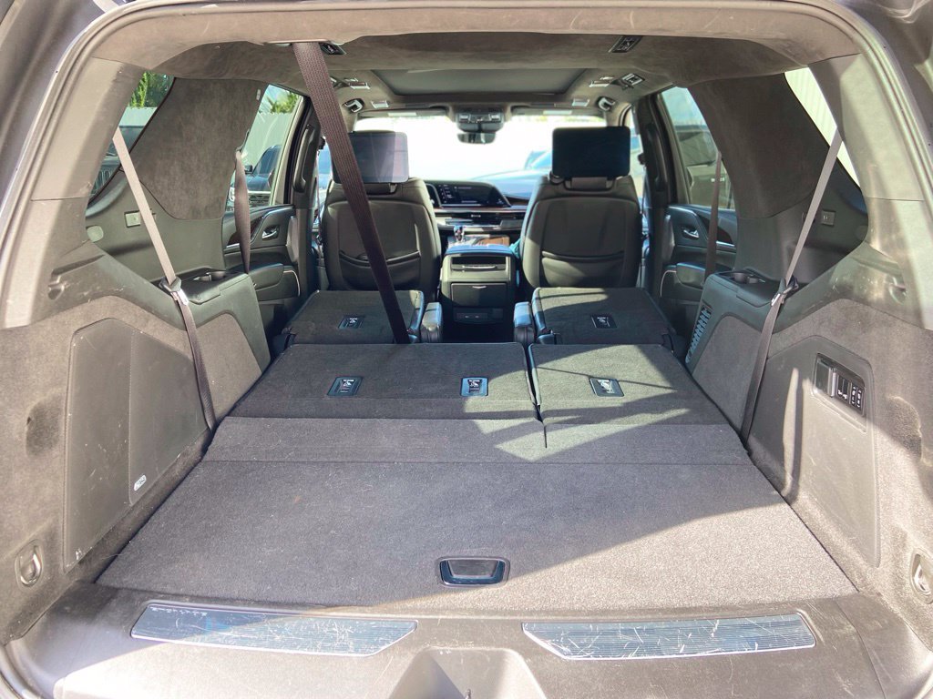 Used 2023 Cadillac Escalade Sport Platinum w/ LPO, ONYX Package AWD/4WD image 31