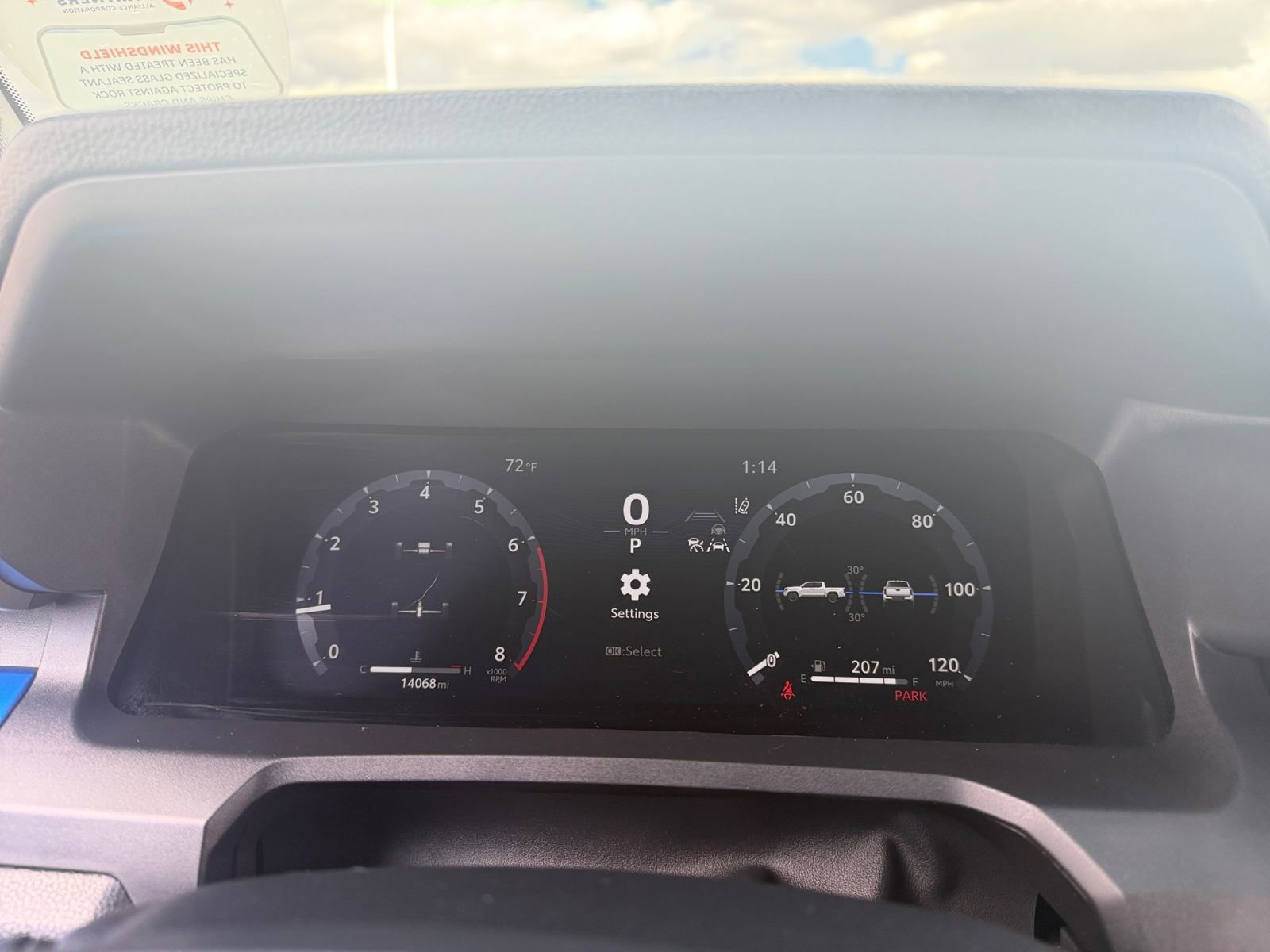 Certified 2025 Toyota Tacoma TRD Off-Road image 21