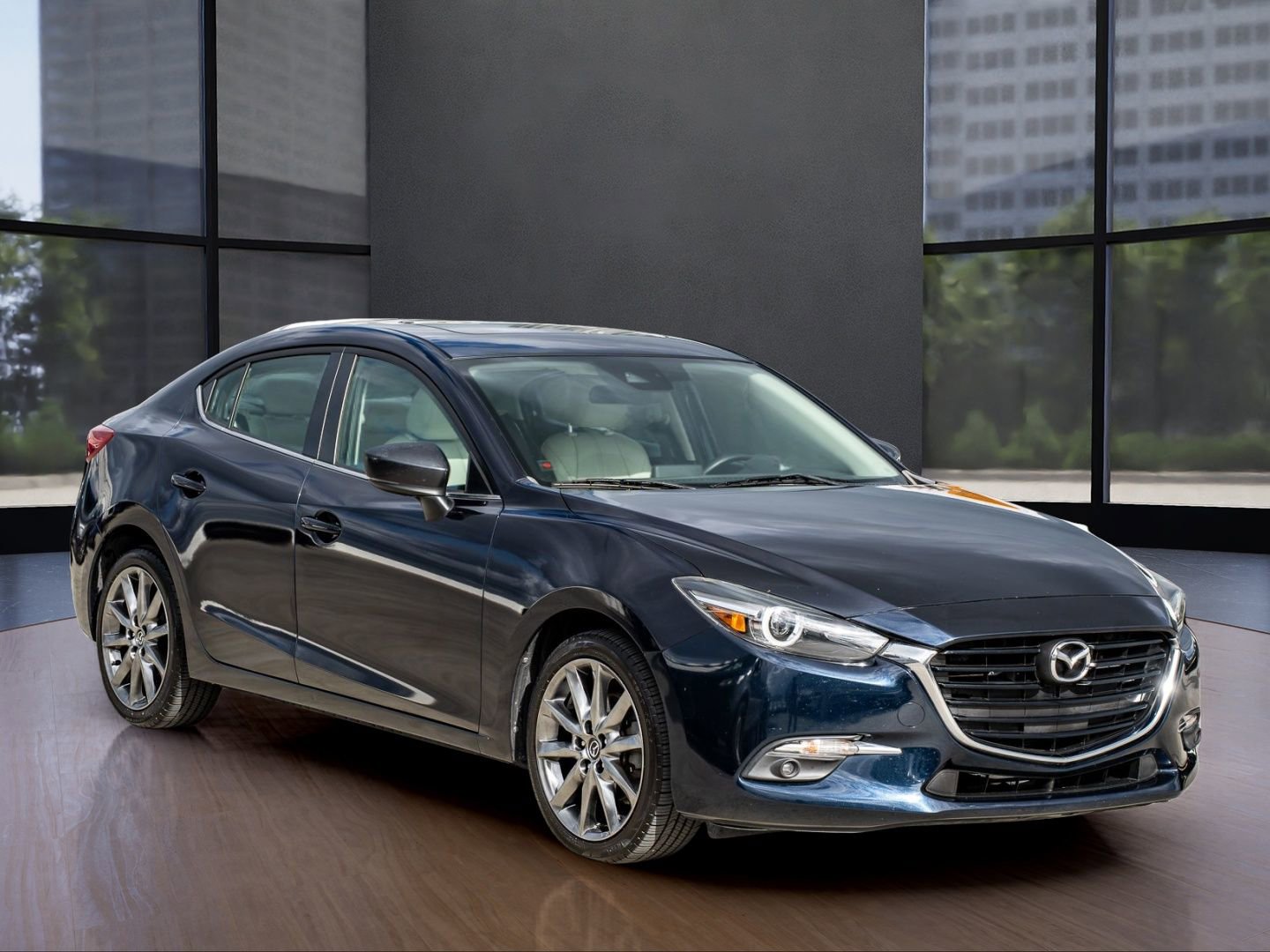 Used 2018 MAZDA MAZDA3 Grand Touring image 3