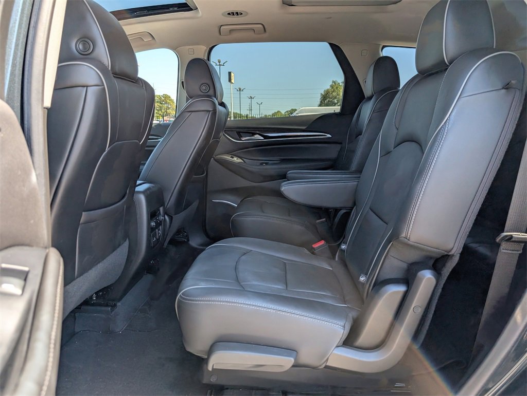 Used 2021 Buick Enclave Avenir w/ Avenir Technology Package image 25