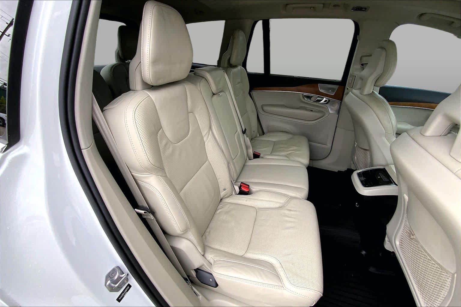 Used 2018 Volvo XC90 T6 Inscription w/ Convenience Package AWD/4WD image 17