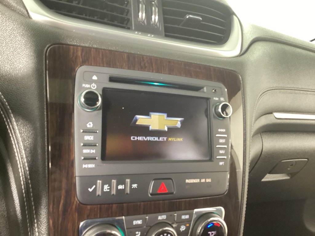 Used 2017 Chevrolet Traverse LT image 28