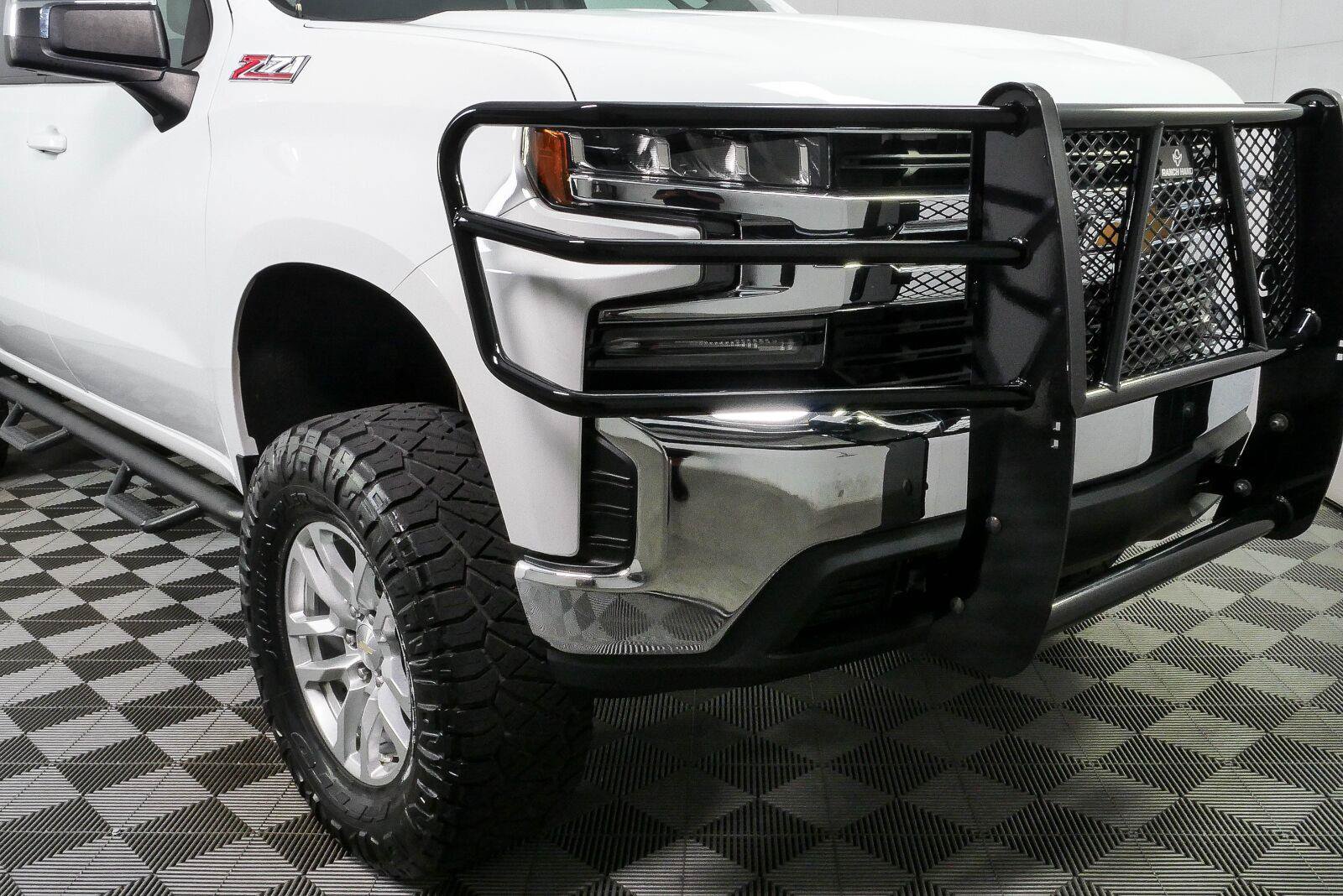Certified 2021 Chevrolet Silverado 1500 LT w/ Z71 Off-Road Package AWD/4WD image 34
