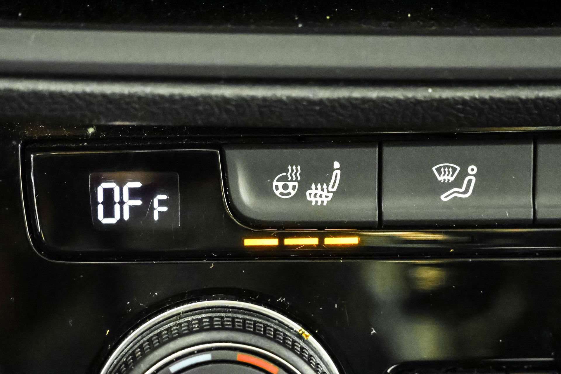 Used 2021 Volkswagen Jetta SE image 30