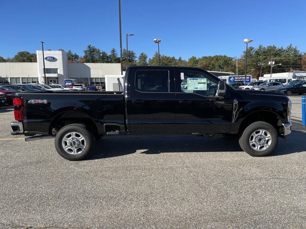 New 2026 Ford F350 XLT image 3