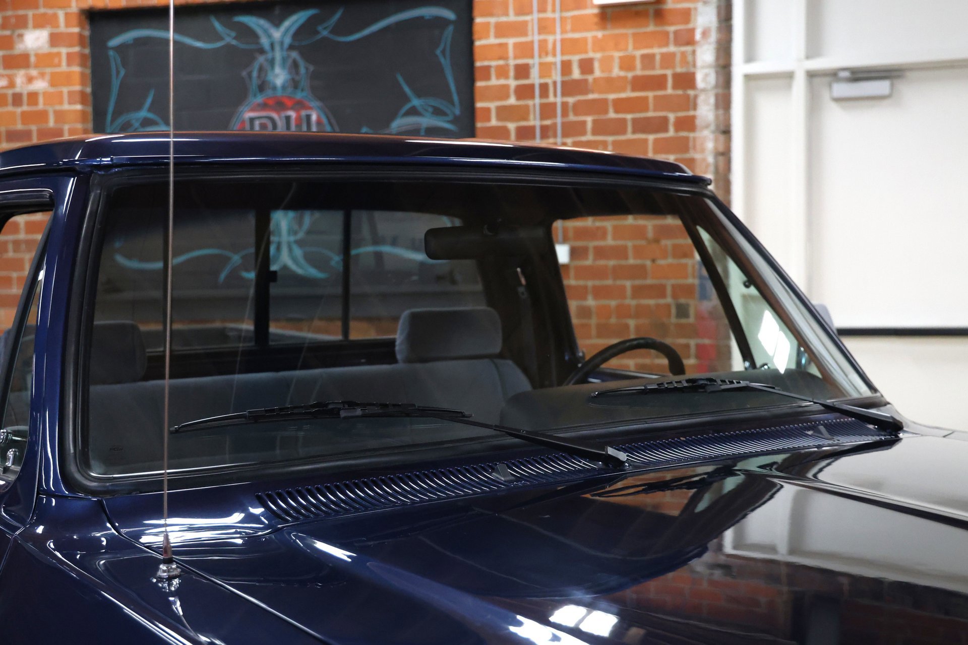 Used 1992 Dodge D/W Truck 150 image 18