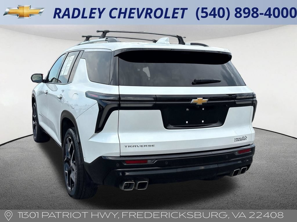 Used 2025 Chevrolet Traverse High Country w/ LPO, Floor Liner Package FWD image 19